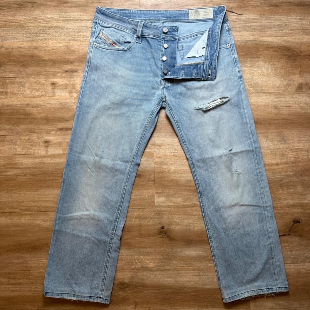 Diesel Larkee Jeans Mens 32x27 Light Wash Straight Leg Stretch Distressed Denim